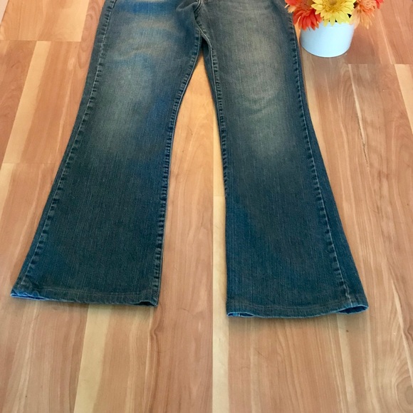 Lucky Jeans Size 2 - Picture 4 of 5